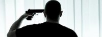 Полицейский покончил с собой, выстрелив себе в голову из табельного оружия Полицейский покончил с собой, выстрелив себе в голову из табельного оружия