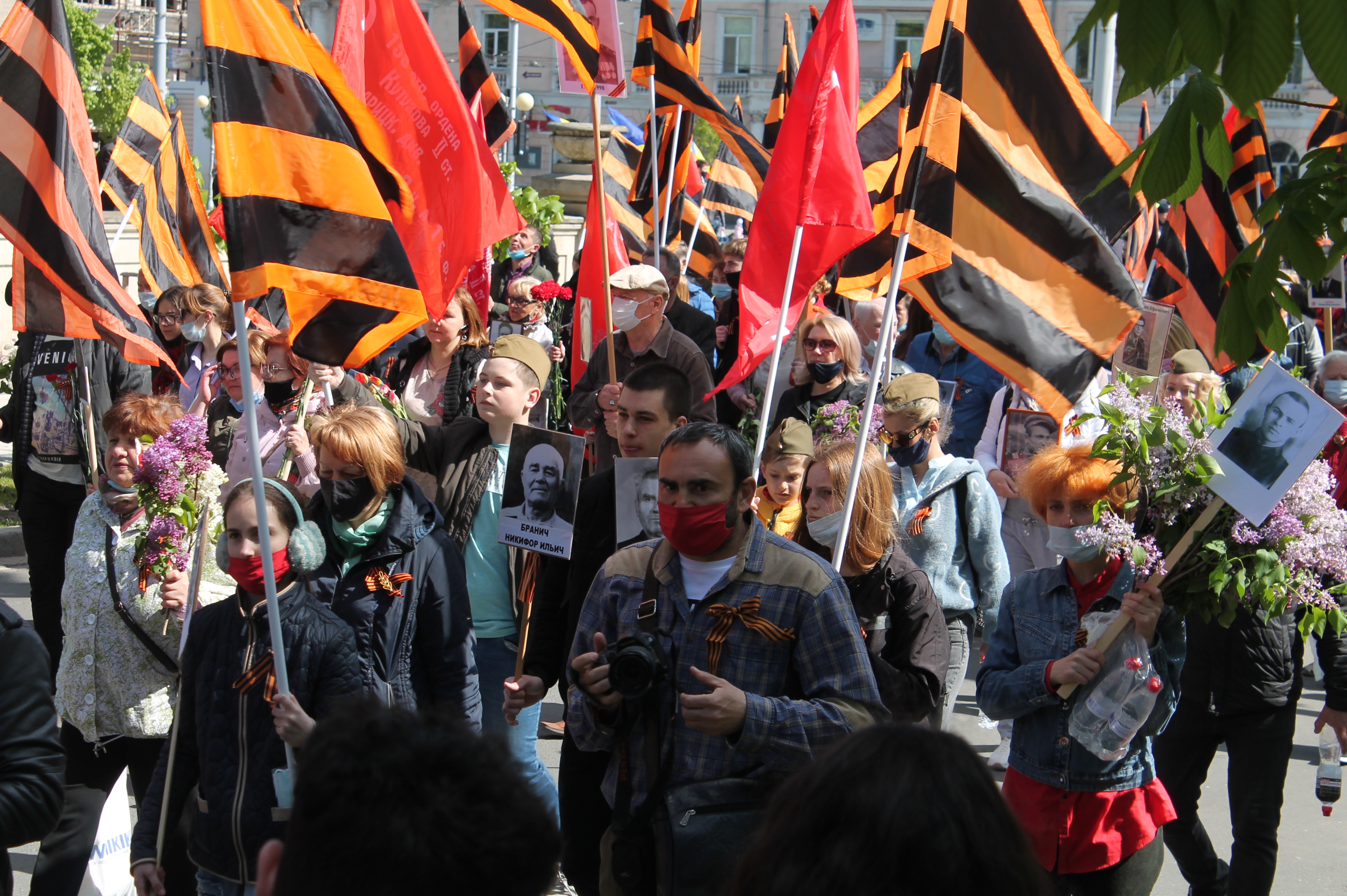 Сегодня Кишинев массово отмечал День Победы (Фото/Видео)