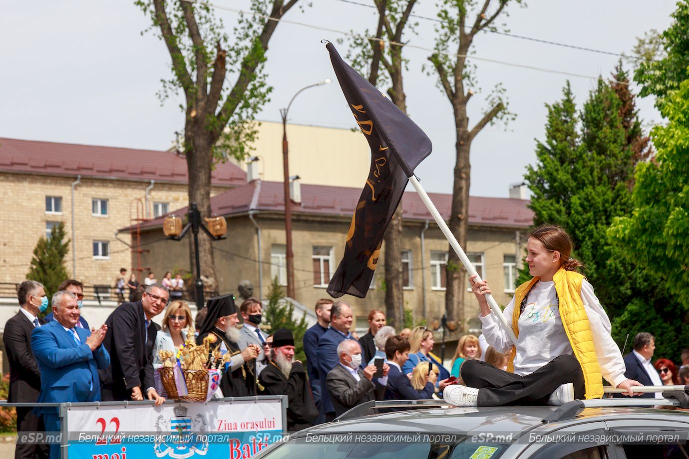 В Бельцах прошёл праздничный парад, посвящённый Дню города