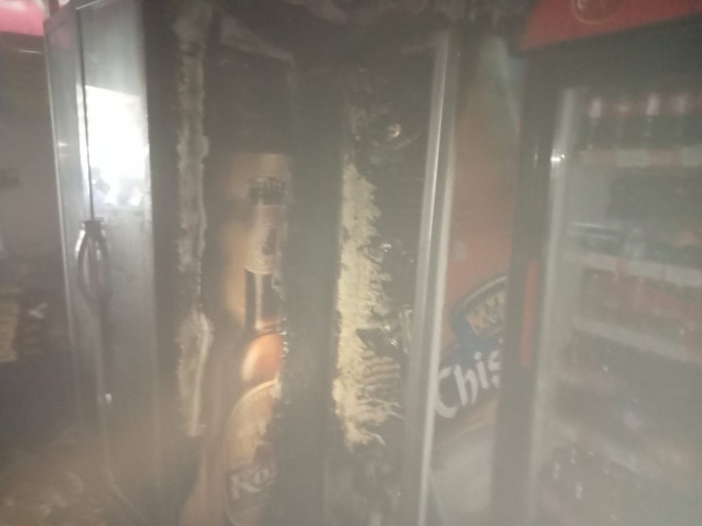 Пожар у Центрального вокзала в Кишиневе. На место прибыли две техники пожарной службы (Фото)