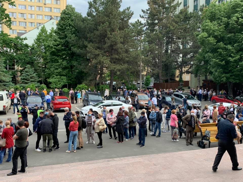 Во Дворце Республики стартовал марафон вакцинации