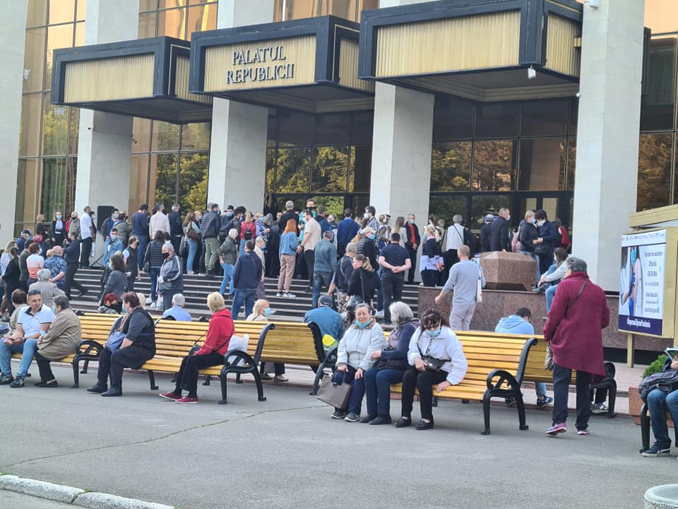 Во Дворце Республики стартовал марафон вакцинации