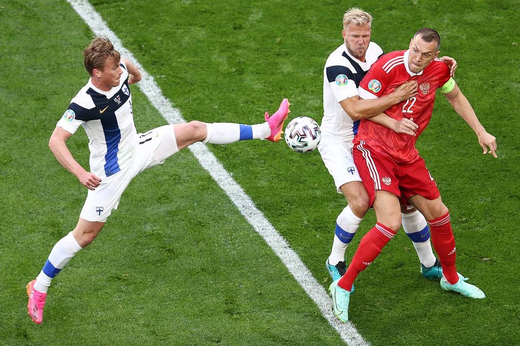 Сборная России обыграла команду Финляндии в матче чемпионата Европы по футболу