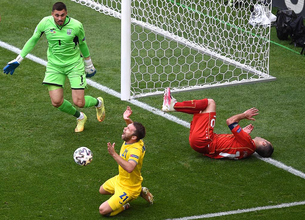 Сборная Украины обыграла команду Северной Македонии в матче чемпионата Европы по футболу