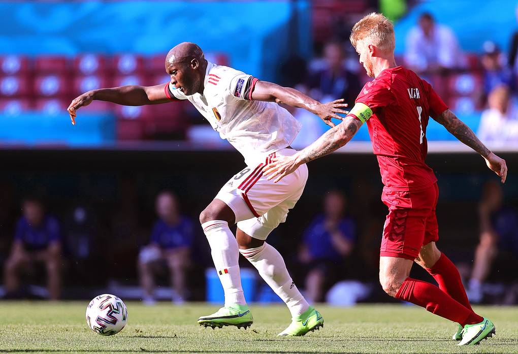 Сборная Бельгии обыграла команду Дании и вышла в плей-офф чемпионата Европы по футболу