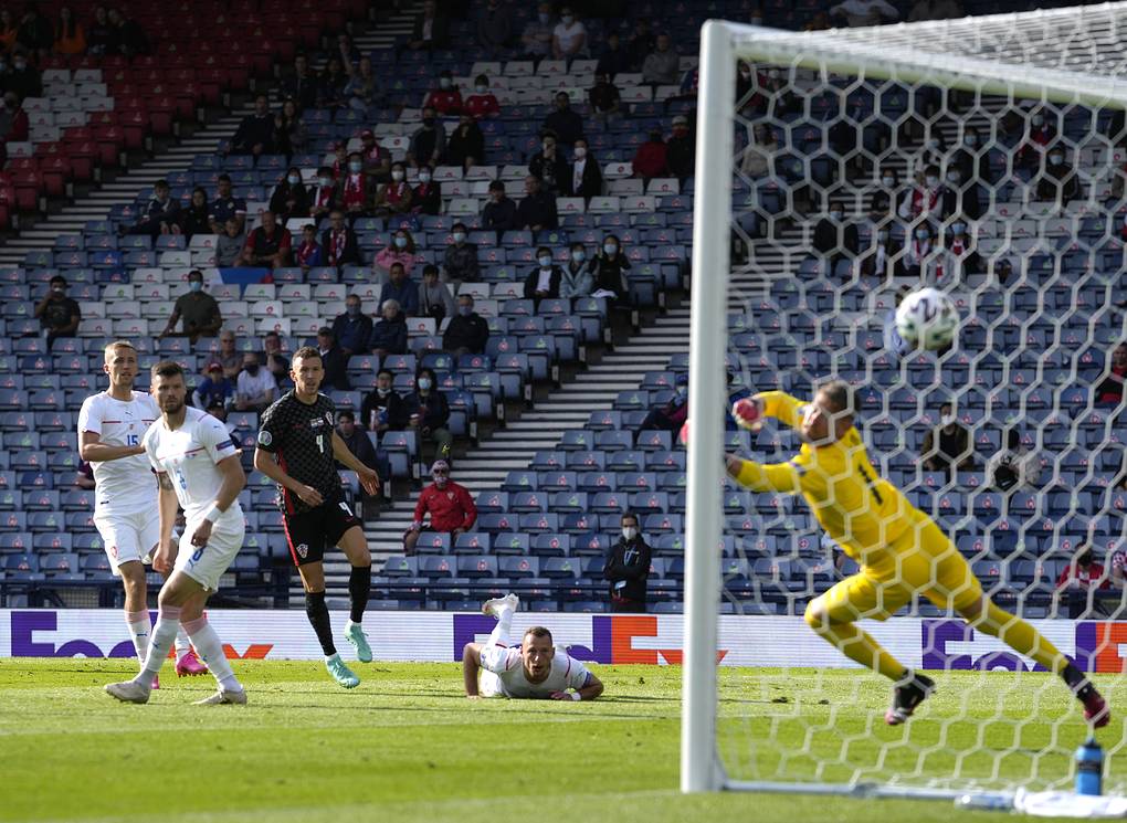 Сборная Хорватии сыграла вничью с командой Чехии в матче чемпионата Европы по футболу