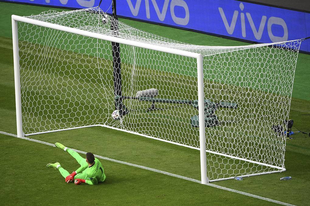 Сборная Хорватии сыграла вничью с командой Чехии в матче чемпионата Европы по футболу