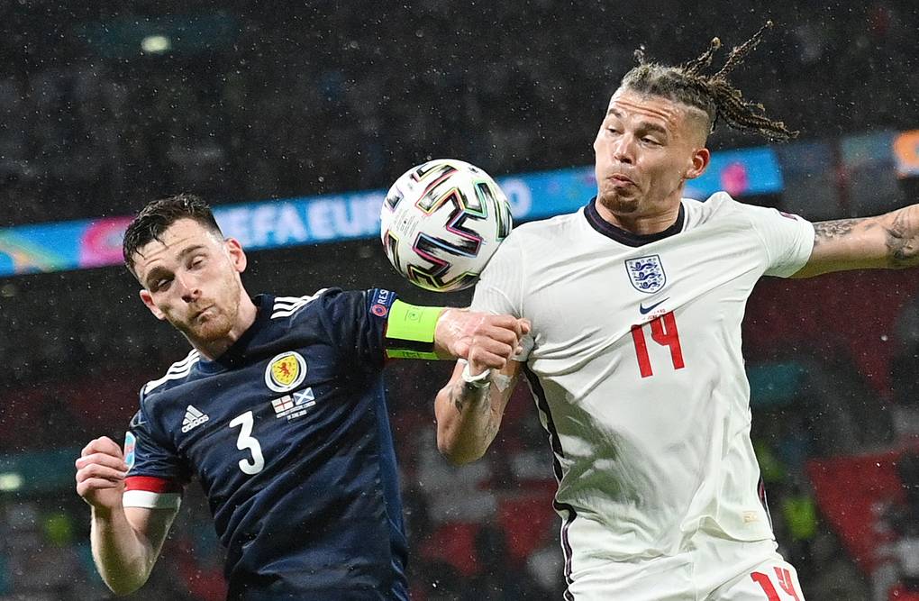 Сборная Англии сыграла вничью с командой Шотландии в матче чемпионата Европы по футболу