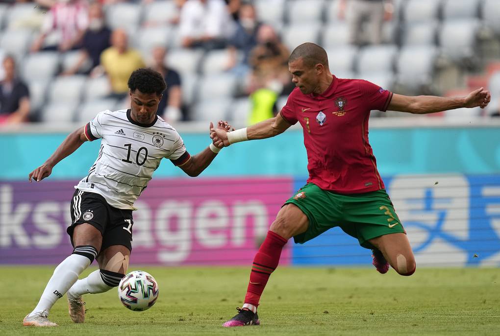 Сборная Германии одержала волевую победу над португальцами в матче чемпионата Европы
