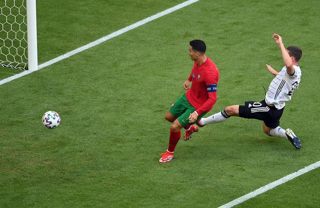 Сборная Германии одержала волевую победу над португальцами в матче чемпионата Европы