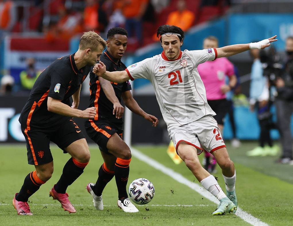 Сборная Нидерландов разгромила северомакедонцев в матче чемпионата Европы по футболу