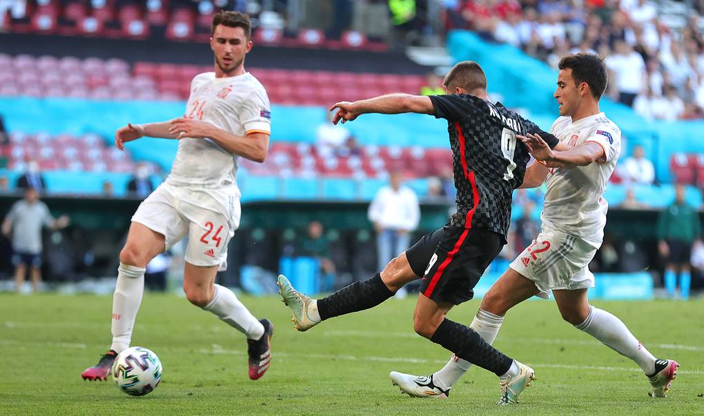 Сборная Испании со счетом 5:3 победила команду Хорватии в матче 1/8 финала Евро