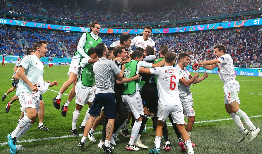 Сборная Испании стала первым полуфиналистом чемпионата Европы по футболу