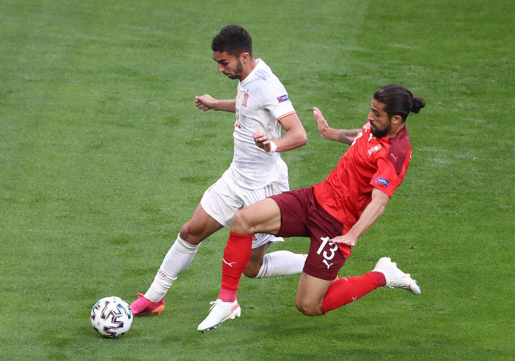 Сборная Испании стала первым полуфиналистом чемпионата Европы по футболу