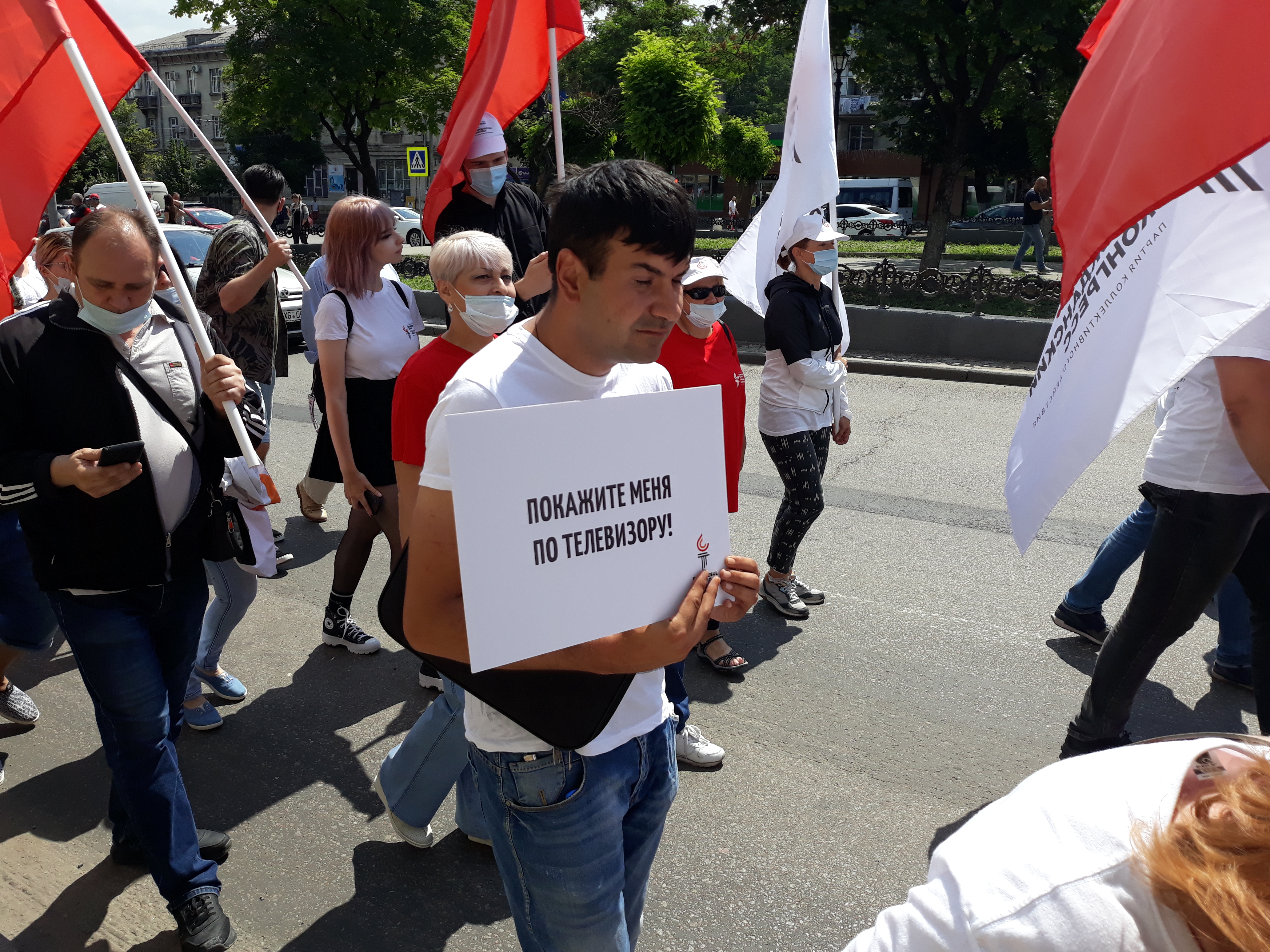 Один из электоральных конкурентов, Гражданский Конгресс, организовал в Кишиневе "Марш неподкупных" (Видео/Фото)