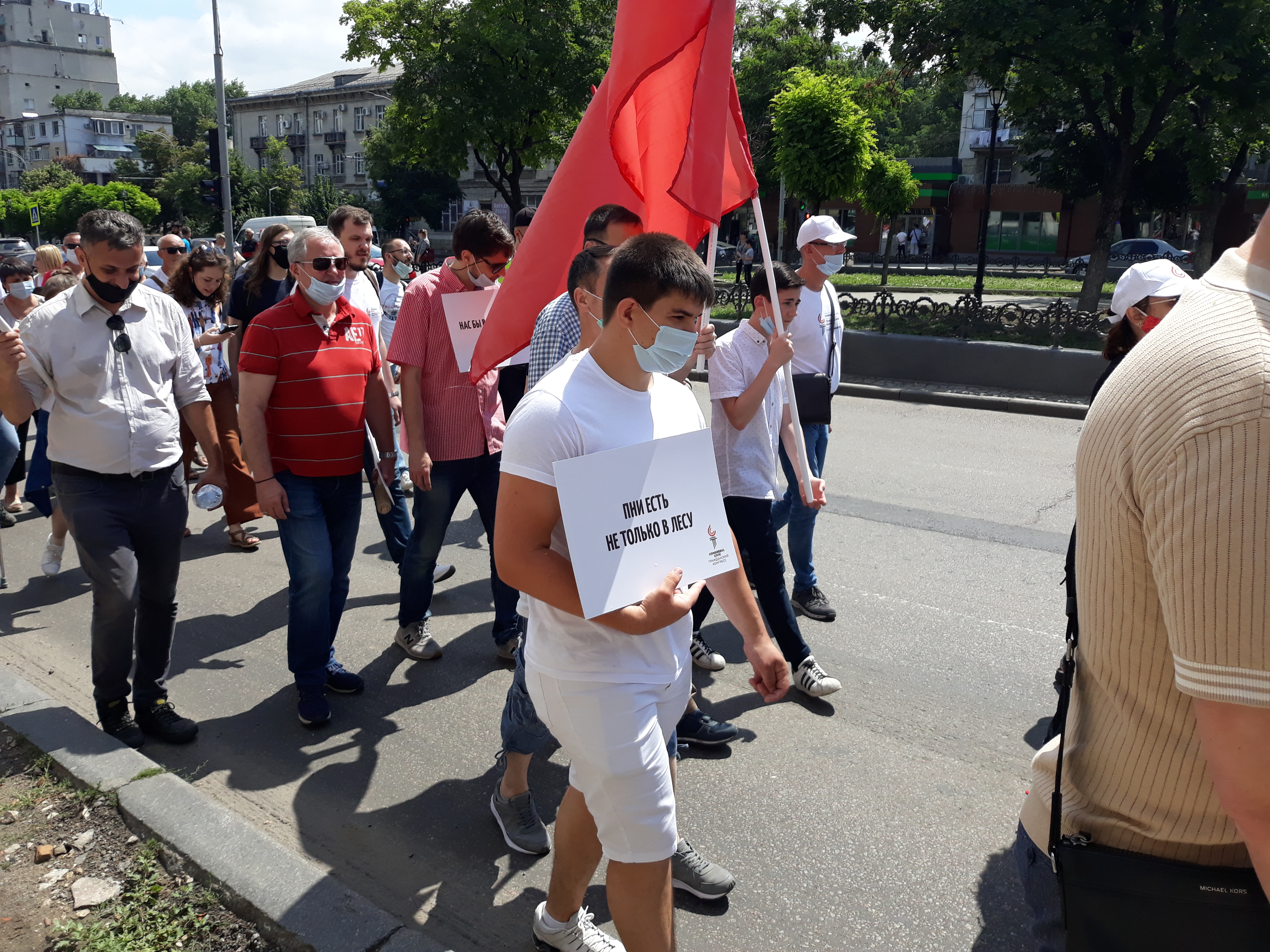 Один из электоральных конкурентов, Гражданский Конгресс, организовал в Кишиневе "Марш неподкупных" (Видео/Фото)