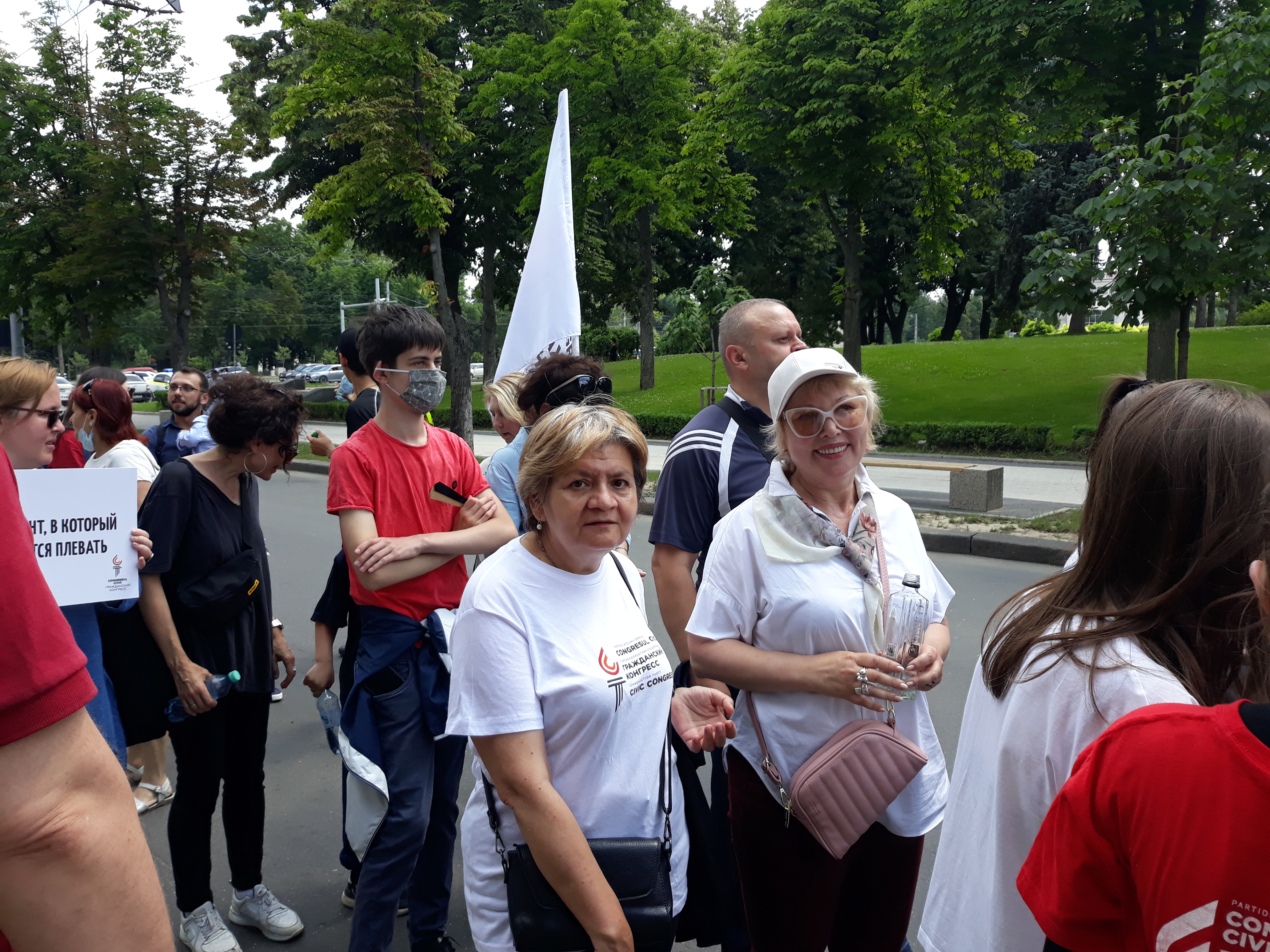 Один из электоральных конкурентов, Гражданский Конгресс, организовал в Кишиневе "Марш неподкупных" (Видео/Фото)