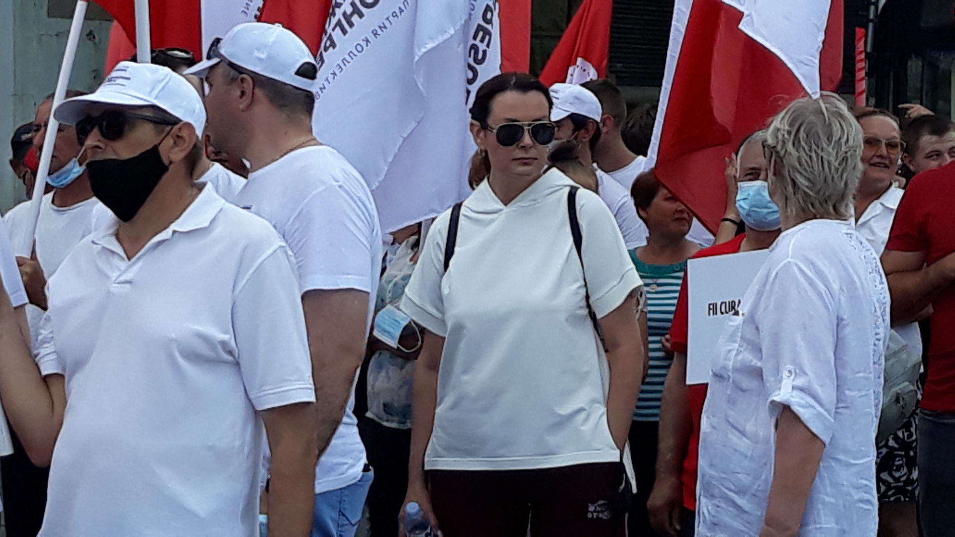 Один из электоральных конкурентов, Гражданский Конгресс, организовал в Кишиневе "Марш неподкупных" (Видео/Фото)