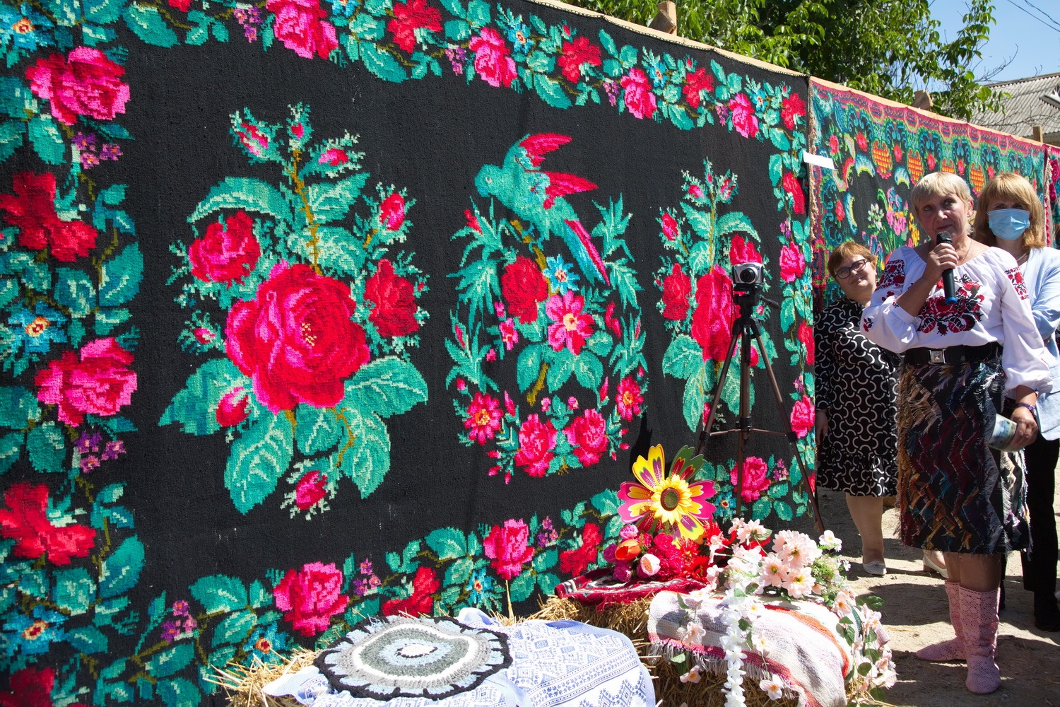 В селе Гайдары прошел фестиваль гагаузского ковра (ФОТО)