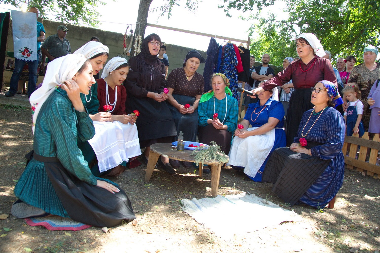 В селе Гайдары прошел фестиваль гагаузского ковра (ФОТО)
