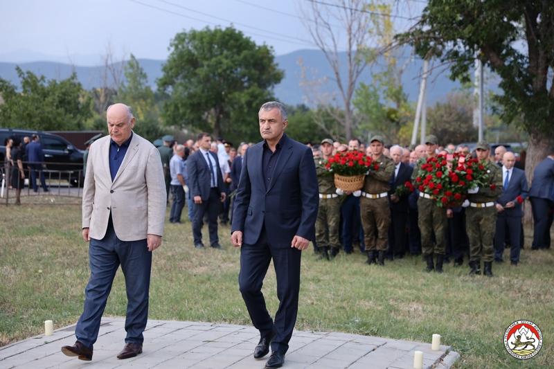 В Южной Осетии вспоминают погибших в августе 2008 года