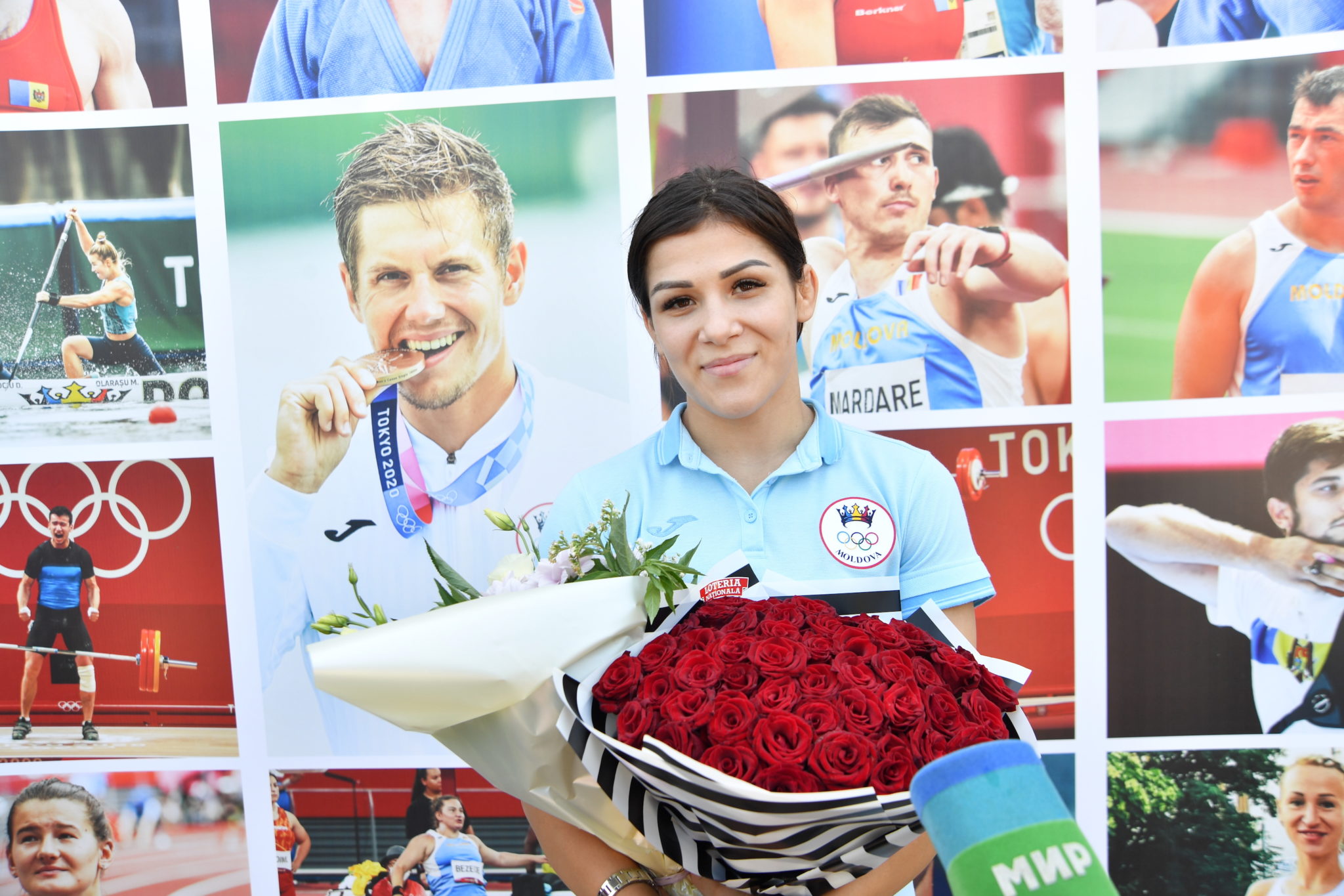 Молдавская олимпийская сборная вернулась домой. Как встречали спортсменов в аэропорту (Фото)