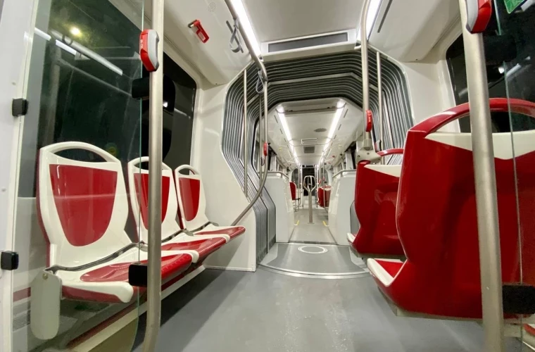 В Кишинёве тестируется первый двухзвенный троллейбус