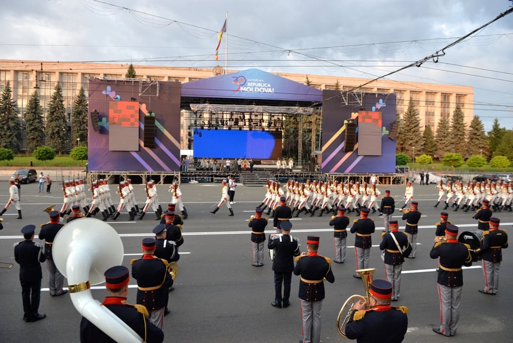 В центре Кишинёва прошла генеральная репетиция парада ко Дню независимости (Фото)