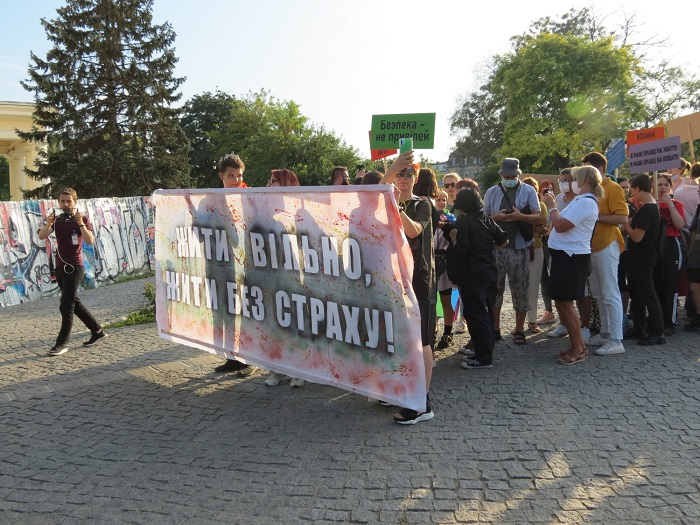 В Одессе произошли стычки после ЛГБТ-прайда: пострадали 29 полицейских, 51 человек задержан