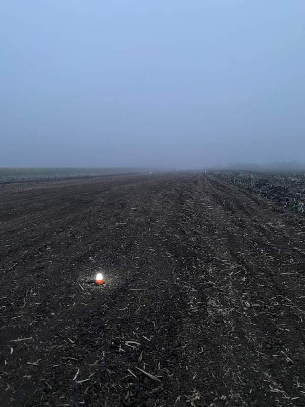 В Молдове задержан украинский самолет с контрабандным грузом сигарет