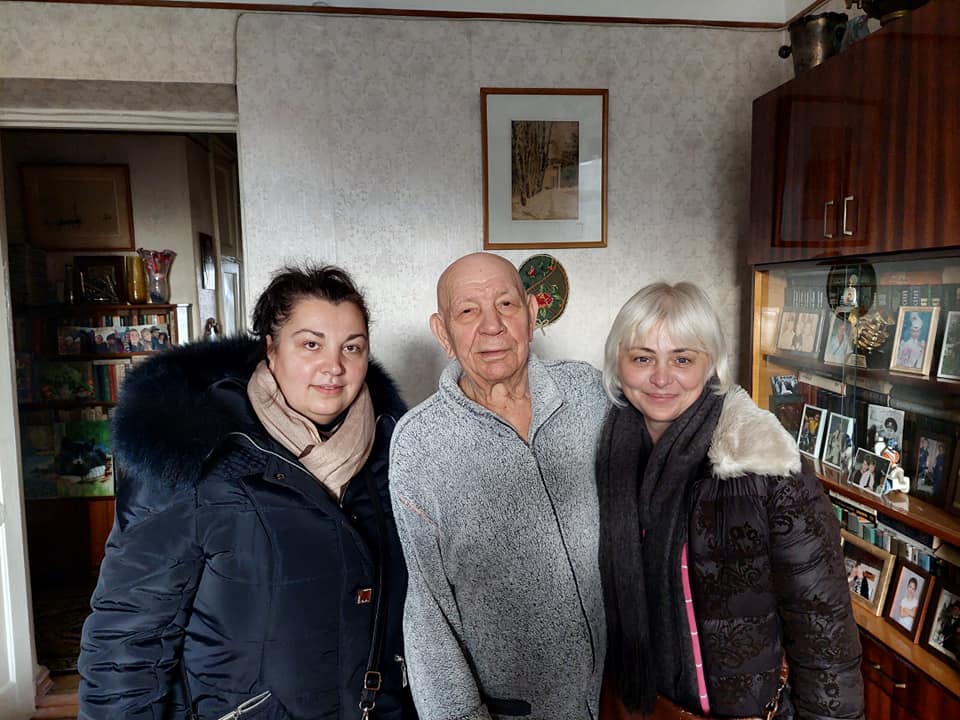 Сегодня активисты поздравили ветеранов ВОВ с Новым Годом!