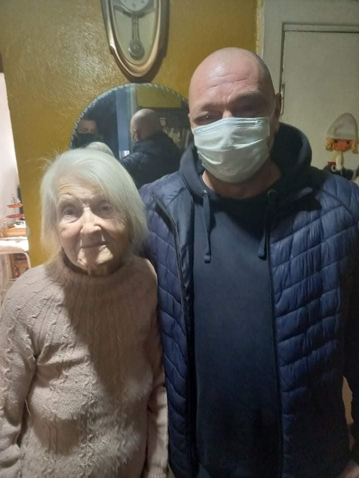 Сегодня активисты поздравили ветеранов ВОВ с Новым Годом!