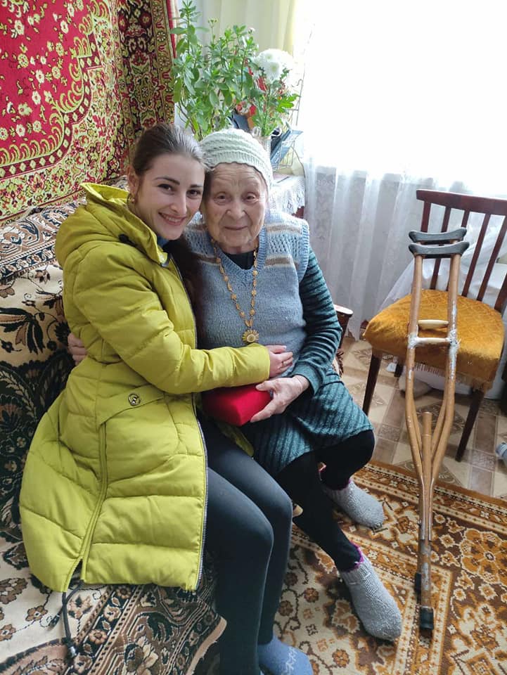 В рамках международной акции "Поздравь Солдата Победы с Новым Годом" в Бельцах от имени горожан были поздравлены ветераны ВОВ. Их осталось 6 человек