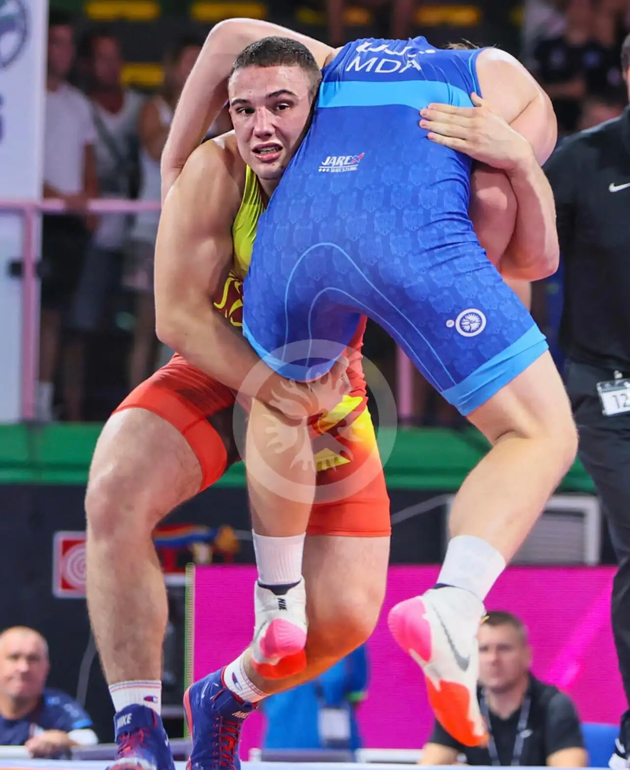 Молдавские борцы завовевали две бронзовых медали на чемпионате в Риме