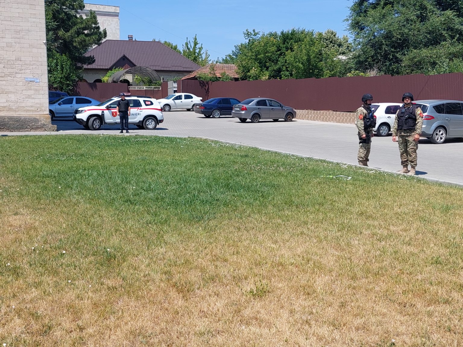 Новое сообщение о бомбе: Исполком Гагаузии экстренно эвакуируют