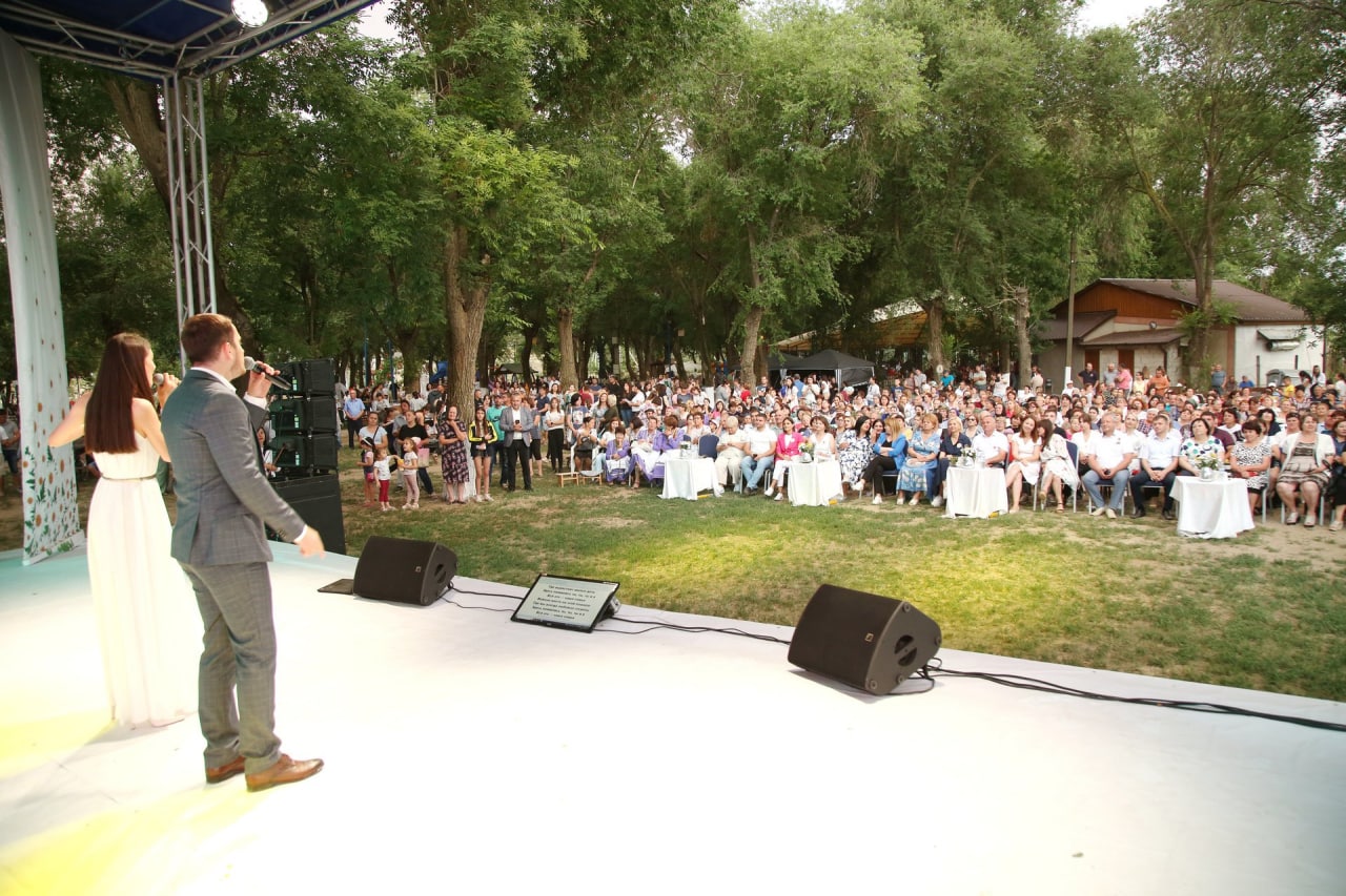 «Дети — наше будущее и энергия развития страны». В Гагаузии отметили день семьи