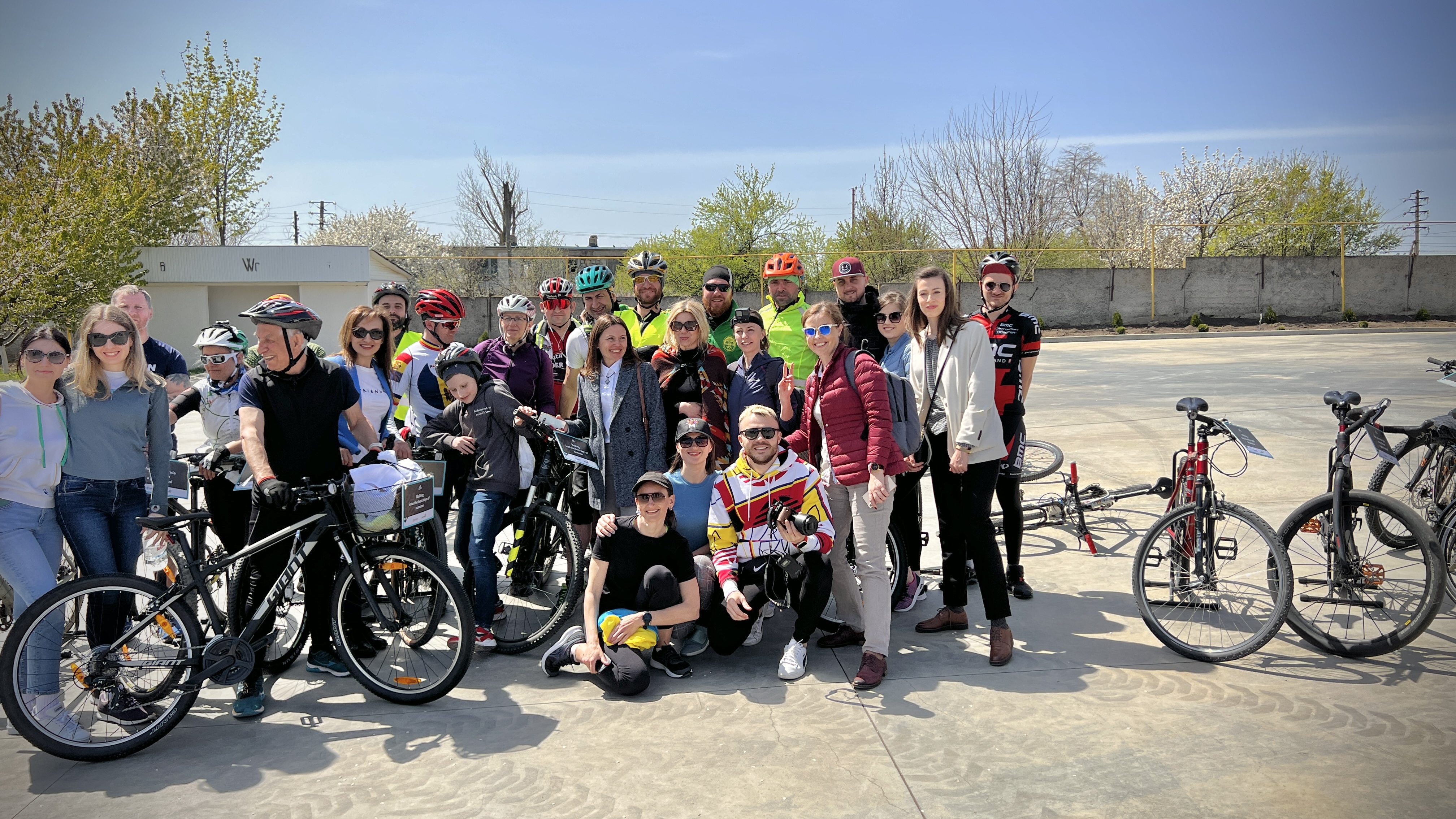 Телеги и овечья шкура. Молдаване возвращаются к древним ремеслам. Новое видео FărăZAGRAN