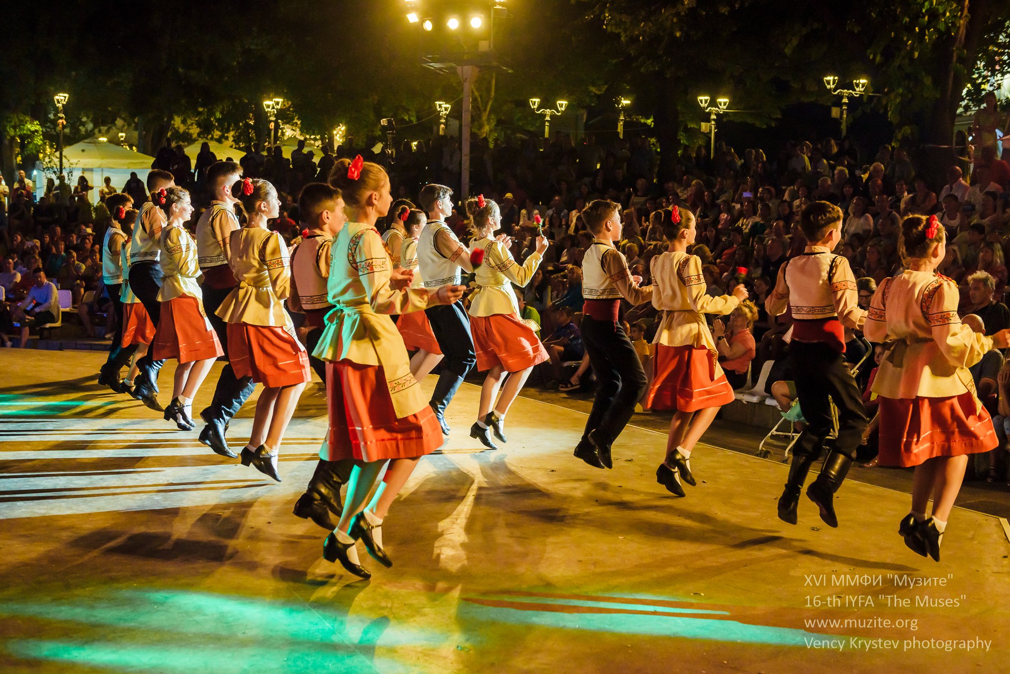 Танцевальный коллектив из Молдовы занял 1 место в XVI Международном Молодежном Фестивале «MUZITE» (Фото)