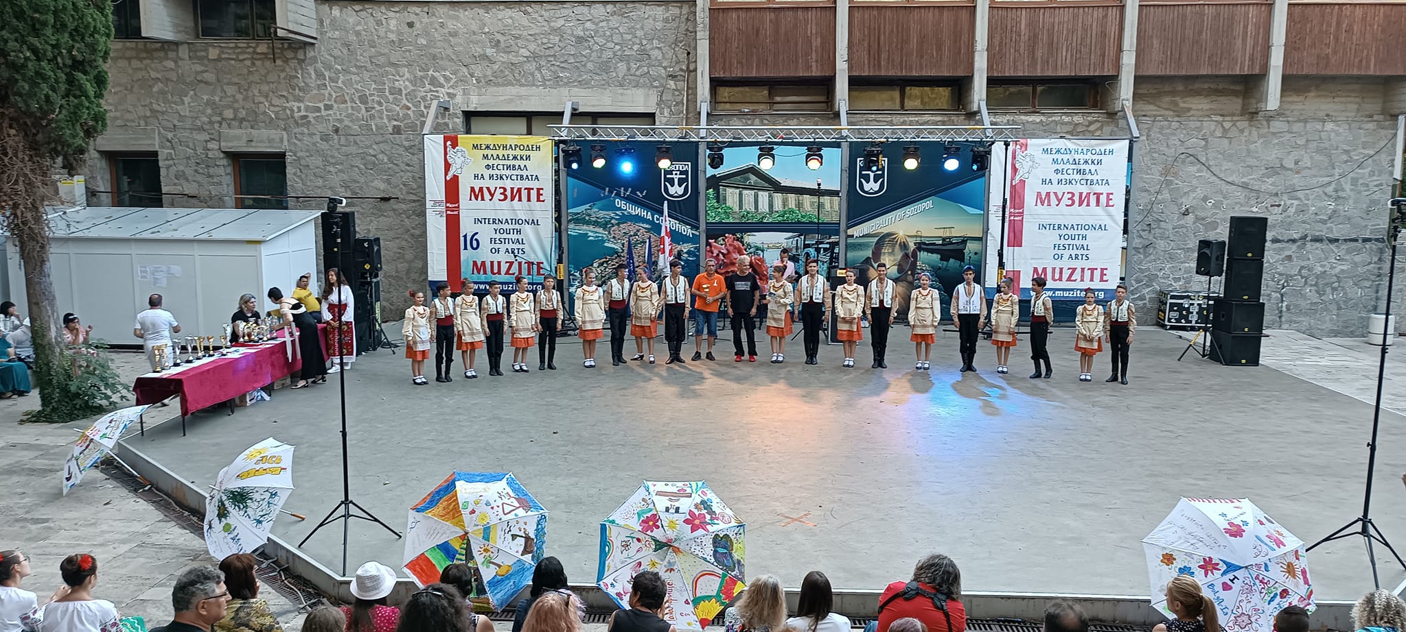 Танцевальный коллектив из Молдовы занял 1 место в XVI Международном Молодежном Фестивале «MUZITE» (Фото)