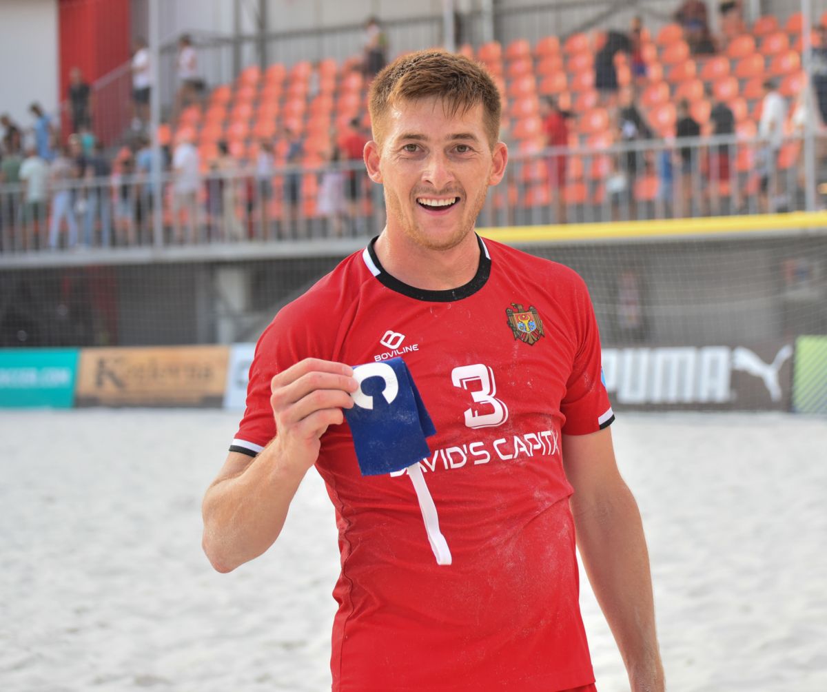 Сборная Молдовы обыграла Англию на Чемпионате Европы по пляжному футболу