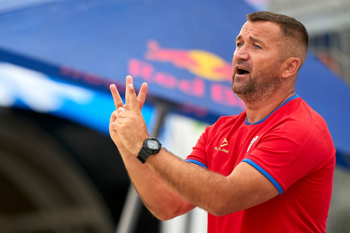 Национальная сборная по пляжному футболу обыграла сборную Румынии со счетом 3:0 (Фото/Видео)