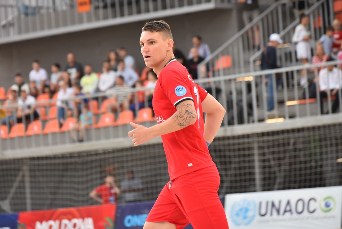 Национальная сборная по пляжному футболу обыграла сборную Румынии со счетом 3:0 (Фото/Видео)