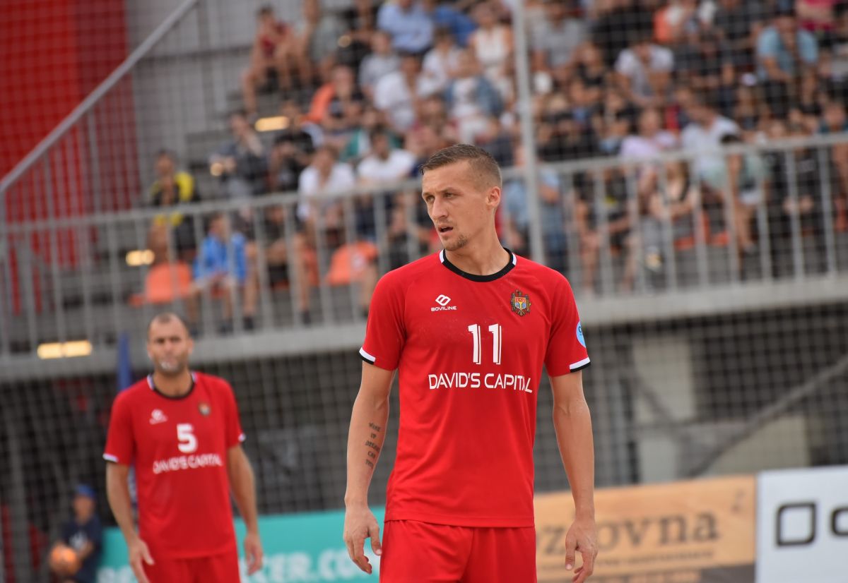 Национальная сборная по пляжному футболу обыграла сборную Румынии со счетом 3:0 (Фото/Видео)