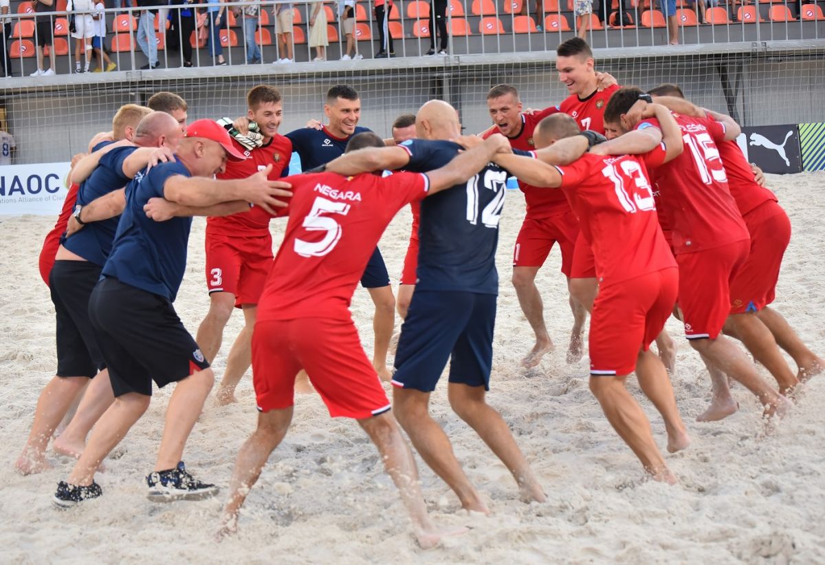 Национальная сборная по пляжному футболу обыграла сборную Румынии со счетом 3:0 (Фото/Видео)