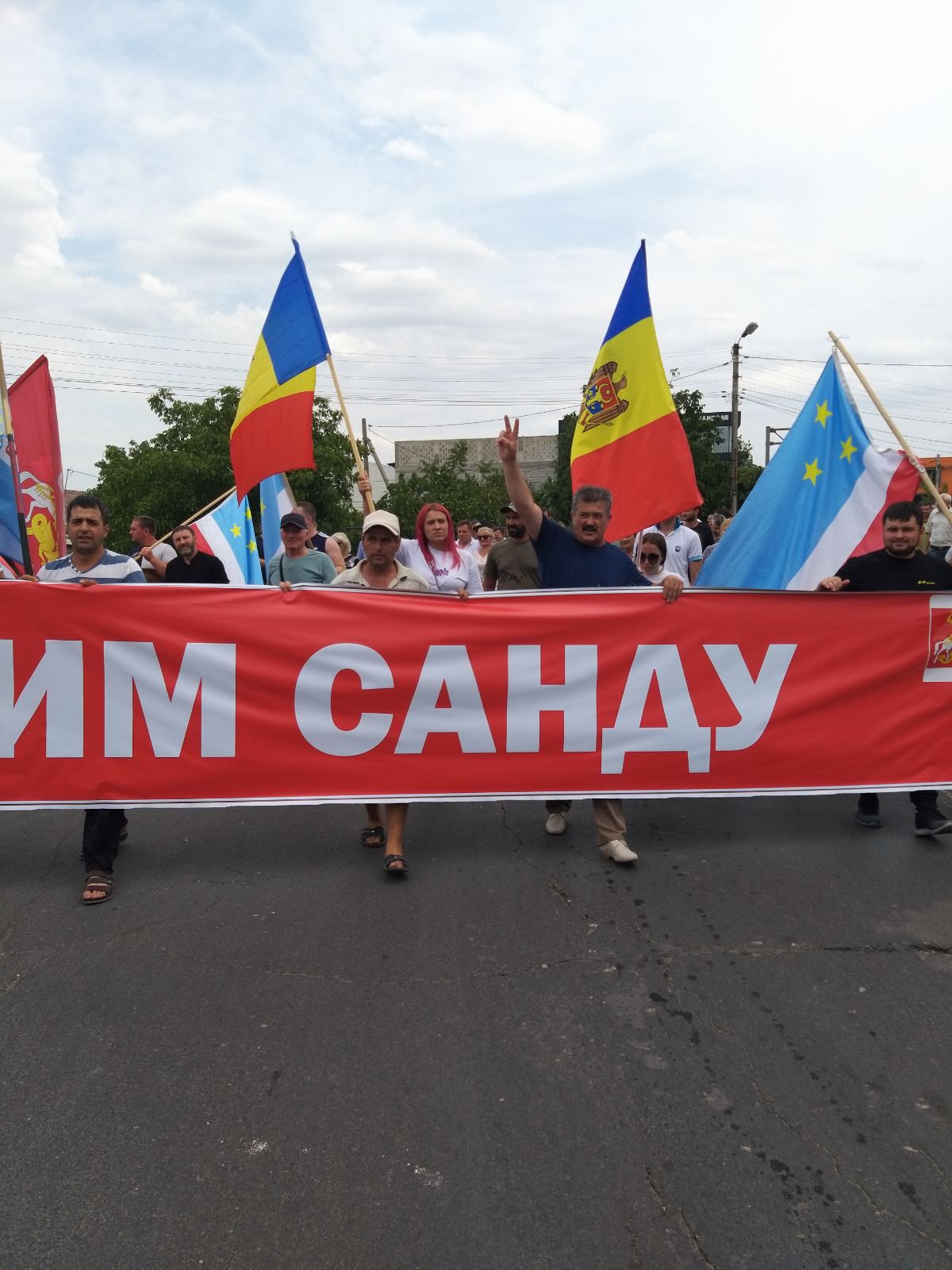 Комрат: Митинг против высоких цен на топливо, энергоносители, продукты и услуги