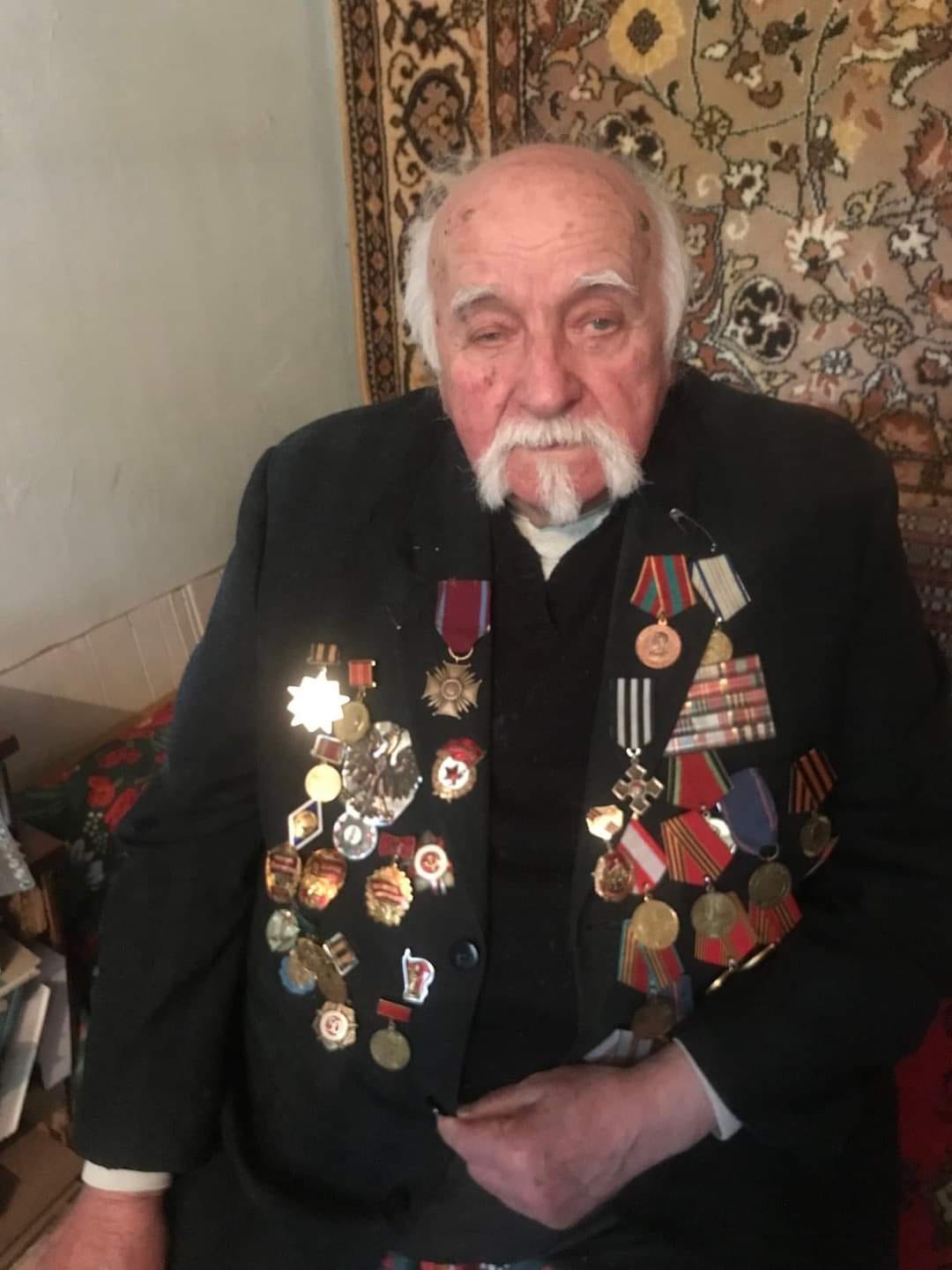 Неравнодушные граждане Молдовы сегодня поздравили ветеранов ВОВ с 78-ой годовщиной завершения Ясско-Кишинёвской операции.