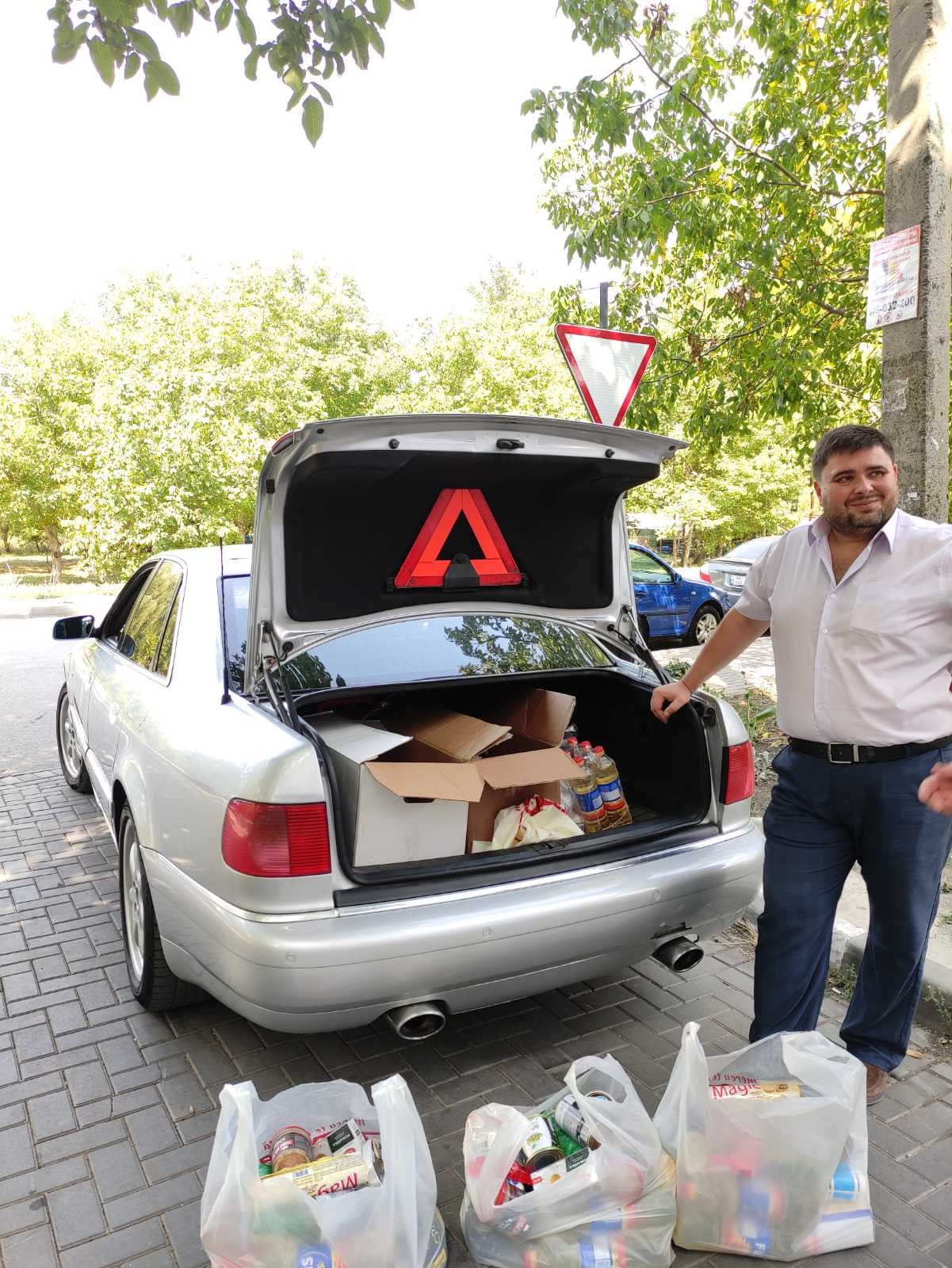 Неравнодушные граждане Молдовы сегодня поздравили ветеранов ВОВ с 78-ой годовщиной завершения Ясско-Кишинёвской операции.