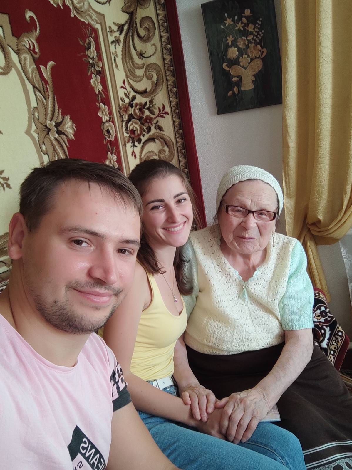 Неравнодушные граждане Молдовы сегодня поздравили ветеранов ВОВ с 78-ой годовщиной завершения Ясско-Кишинёвской операции.