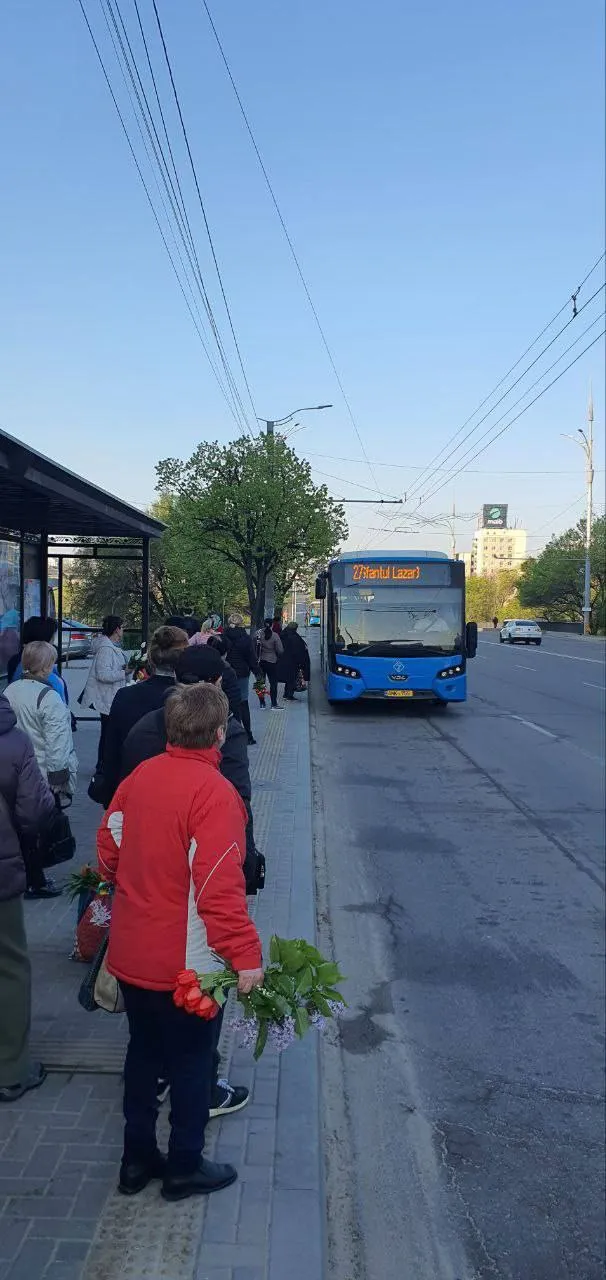 Радоница: Около 50 тысяч человек воспользовались бесплатным транспортом в Кишиневе