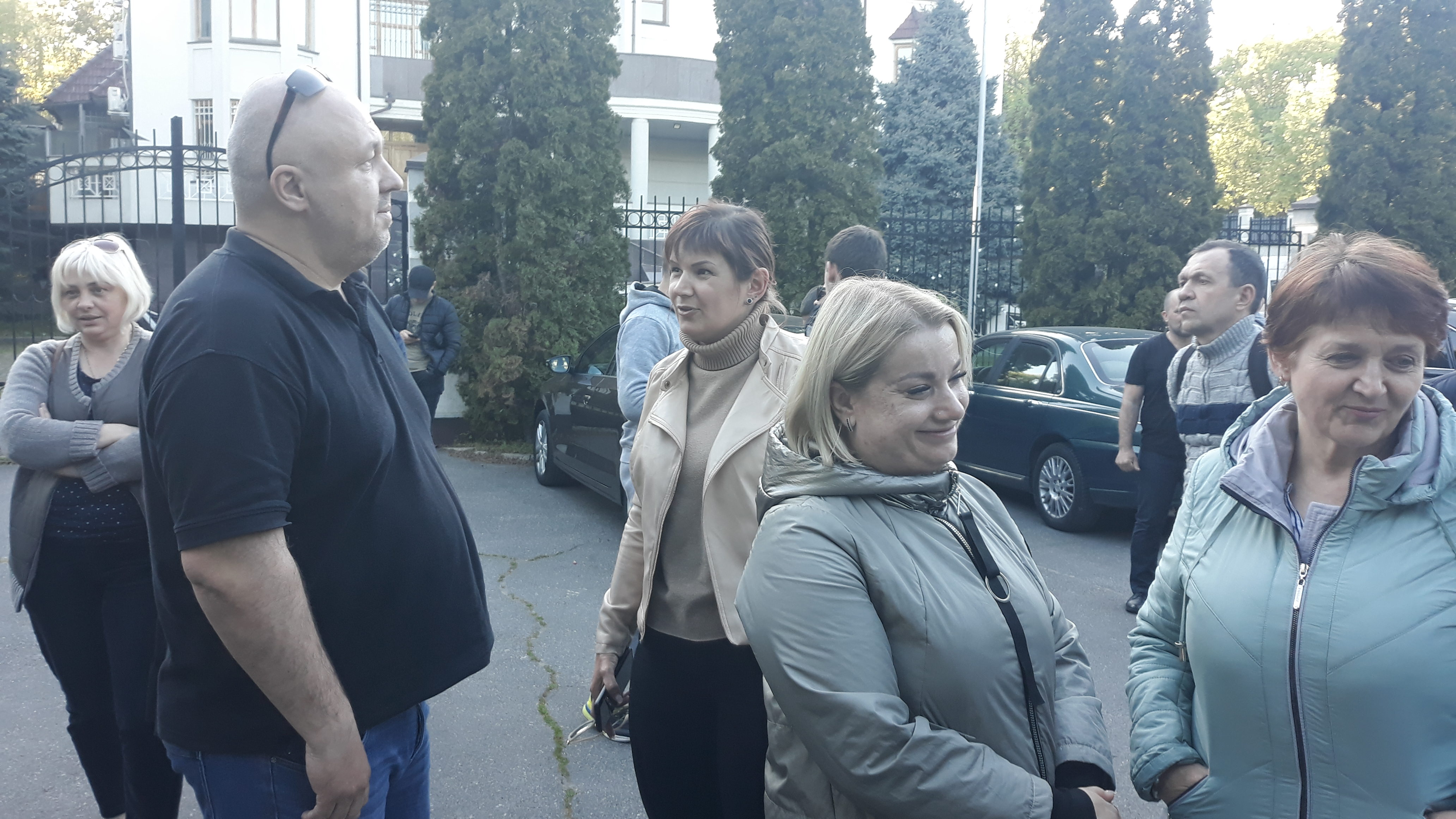 У посольства Украины в Кишинёве граждане почтили память погибших 2 мая 2014 года в Одессе (Видео/Фото)